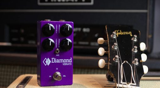 Diamond Vibrato - Vollanaloger Schaltkreis in einem kleinen Pedalformat. Hochwertige Bauteile die überzeugen können.