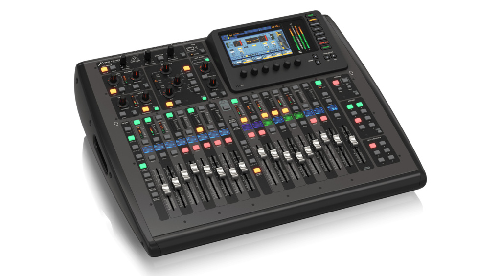 Behringer X32 Compact