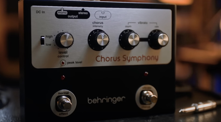 Mit dem Behringer Chorus Symphony bringt der Hersteller den Nachbau eines legendären Modulationspedals aus den 1970er Jahren auf den Markt.