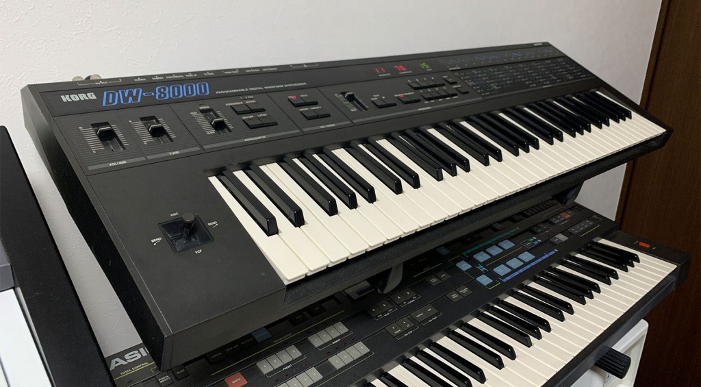 KORG DW-8000