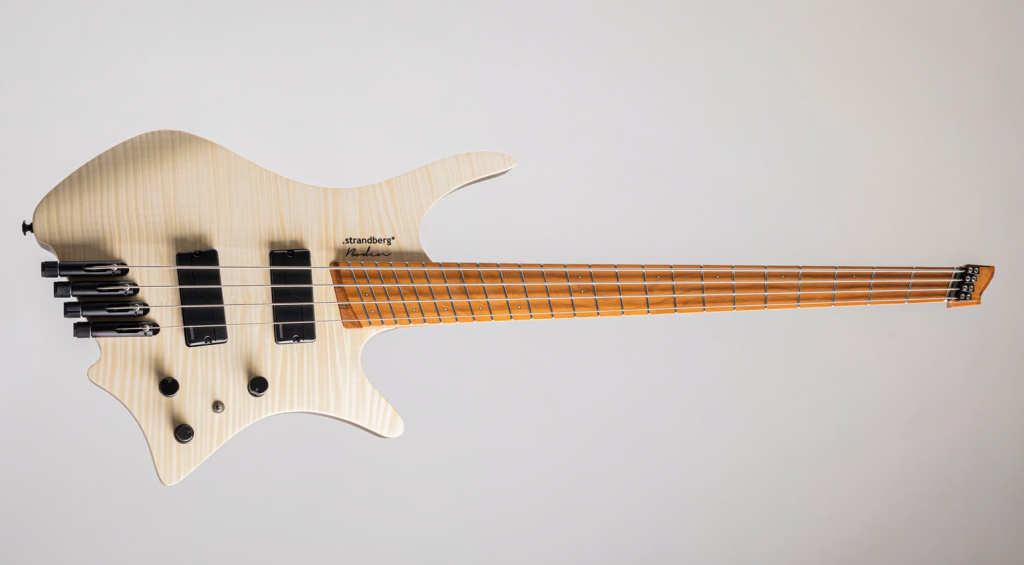 Der Strandberg Boden Bass Standard 4 vereint ein extrem geringes Gewicht und hohen Spielkomfort mit einem vollmundigen, tiefen Sound!