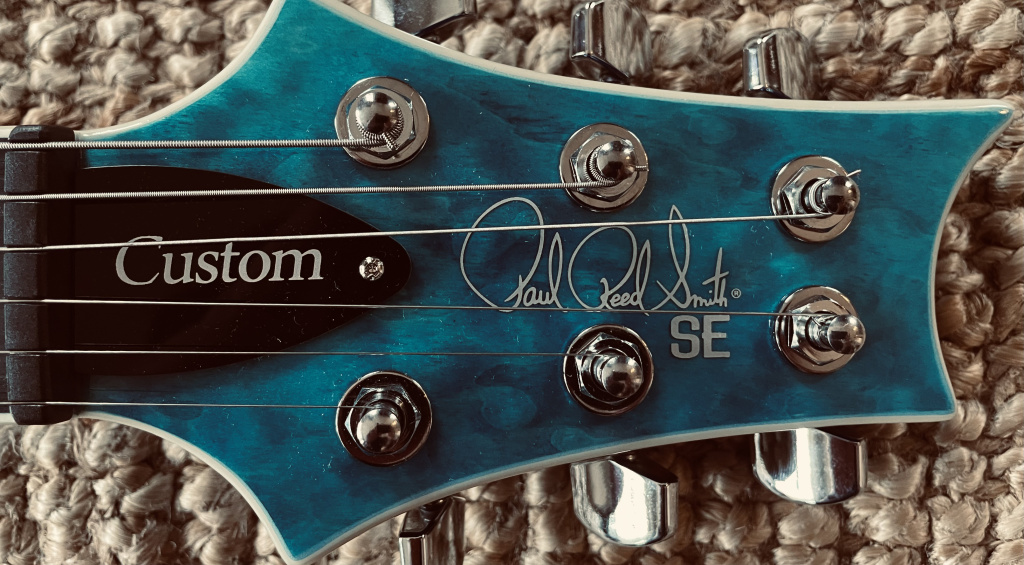 PRS SE Custom 24-08 Quilt Lake Blue: Headstock